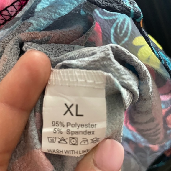 Size XL OVERALL style shorts new no tags - Picture 6 of 13